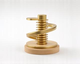 Wooden helical flyer model based on Da Vinci sketches